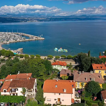 Amelie * Opatija